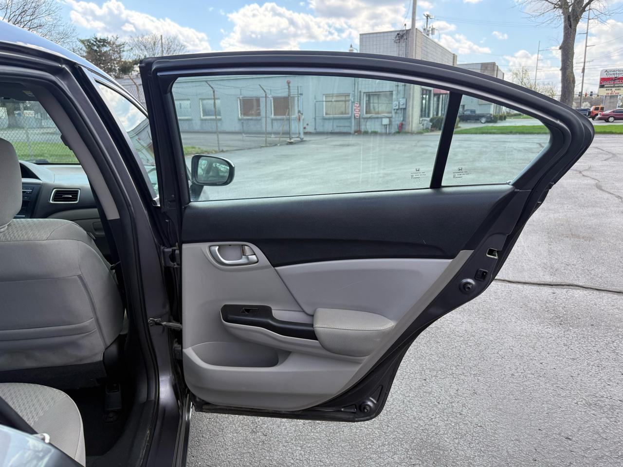 Honda Civic Sedan 4dr CVT LX 2015