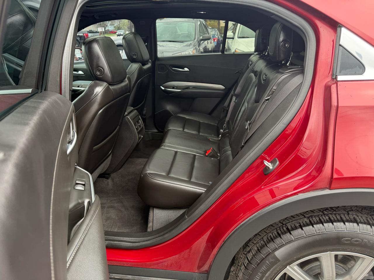 Cadillac XT4 AWD 4dr Premium Luxury 2019