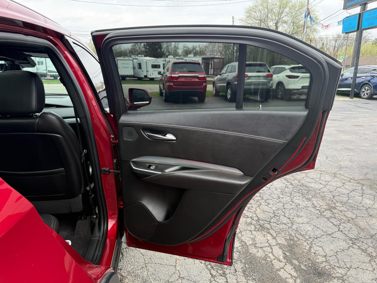 Cadillac XT4 AWD 4dr Premium Luxury 2019