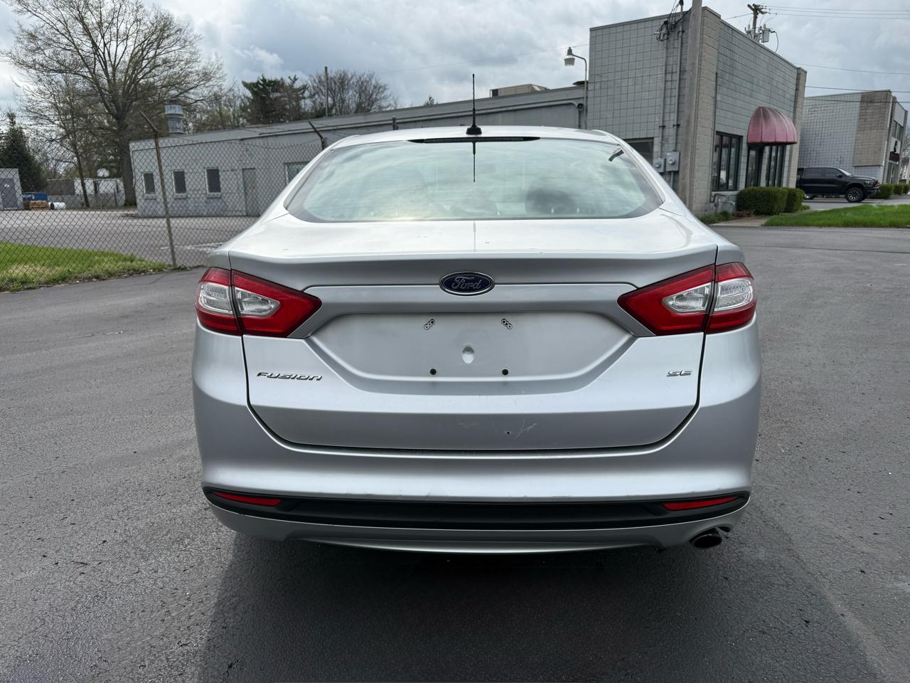 Ford Fusion 4dr Sdn SE FWD 2013