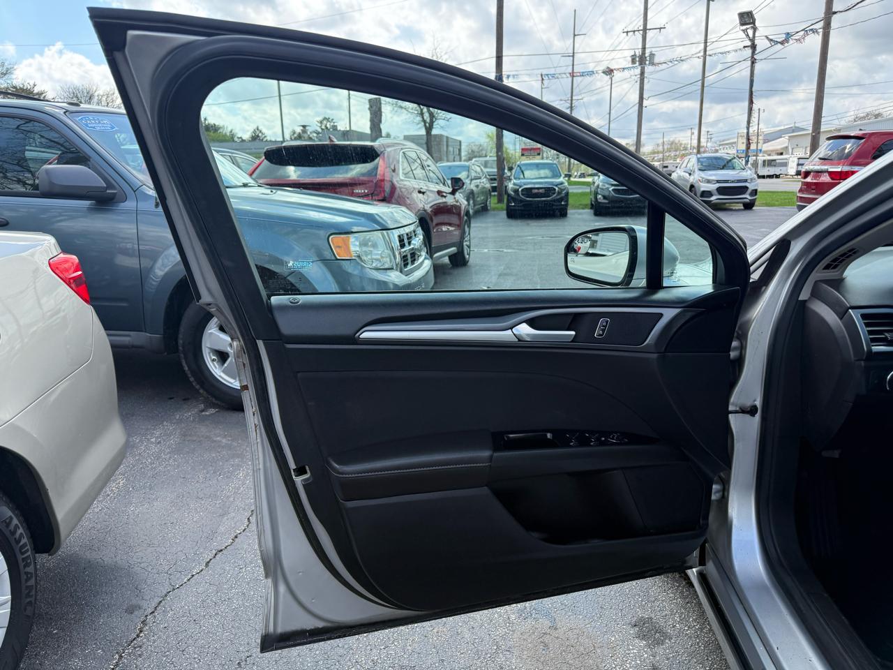 Ford Fusion 4dr Sdn SE FWD 2013