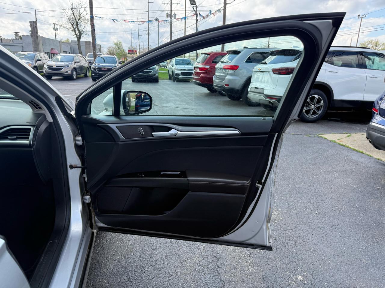 Ford Fusion 4dr Sdn SE FWD 2013