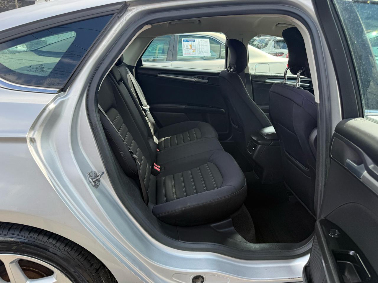 Ford Fusion 4dr Sdn SE FWD 2013