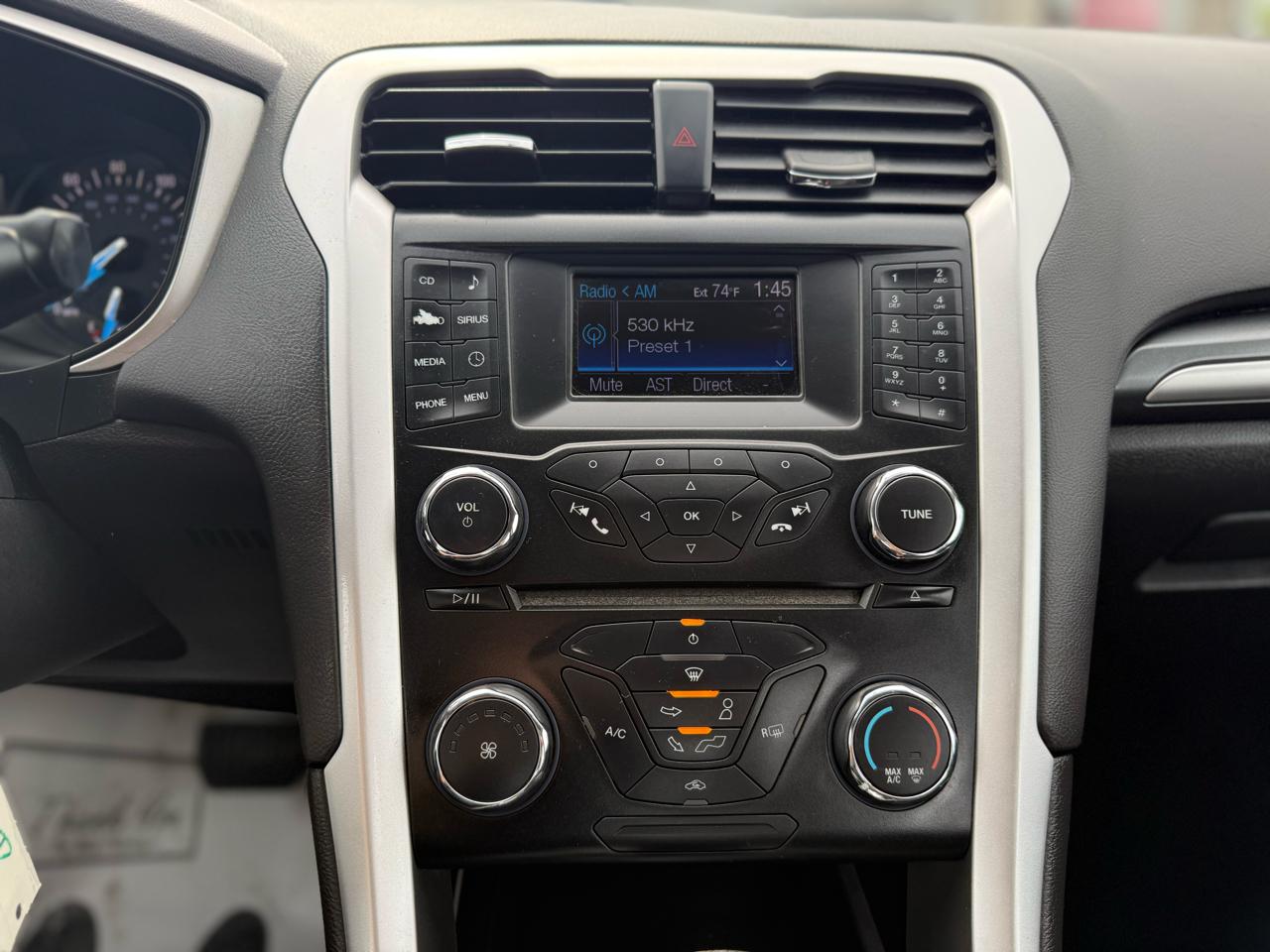 Ford Fusion 4dr Sdn SE FWD 2013