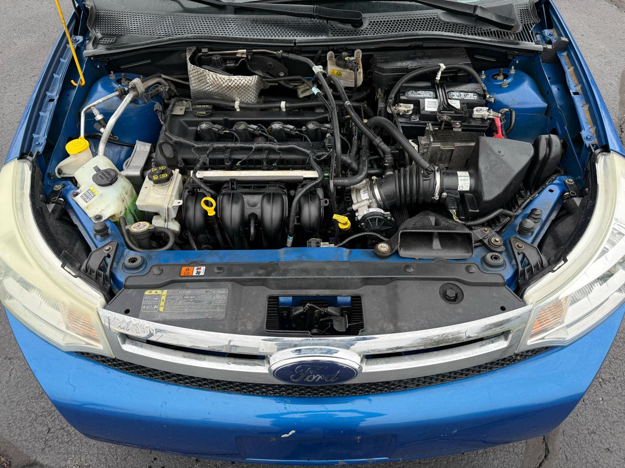 Ford Focus 4dr Sdn SE 2010