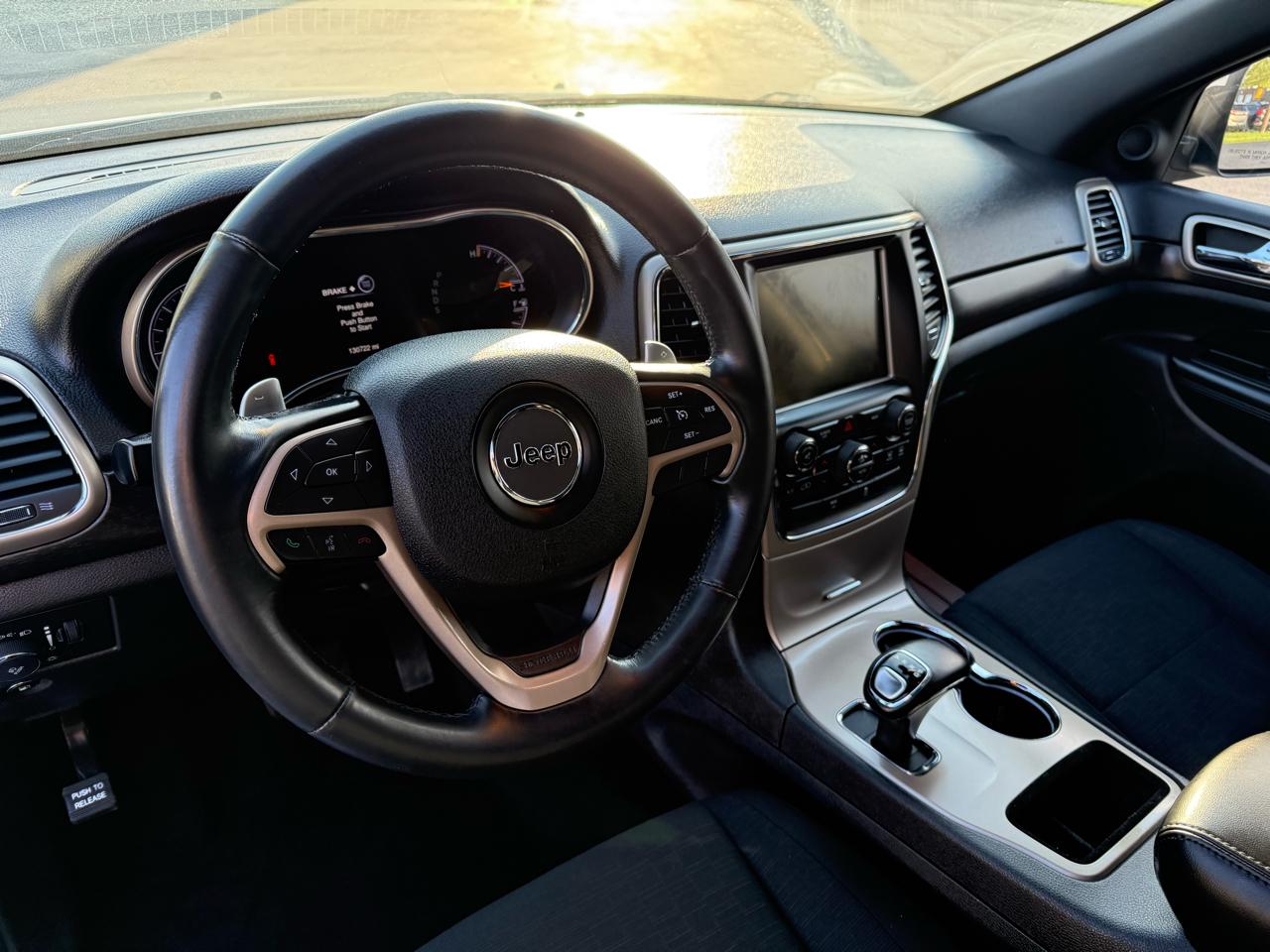 Jeep Grand Cherokee 4WD 4dr Laredo 2014