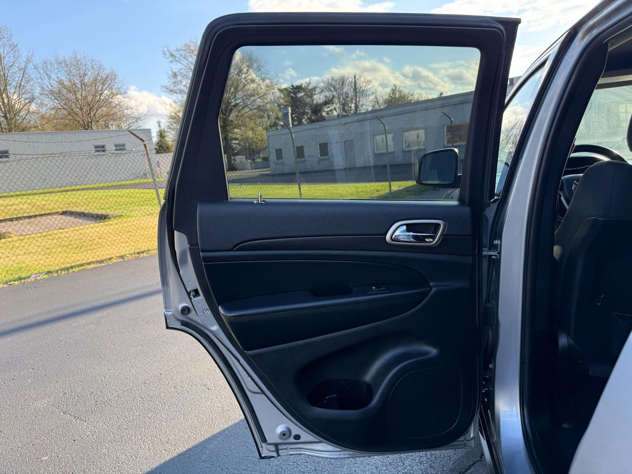 Jeep Grand Cherokee 4WD 4dr Laredo 2014