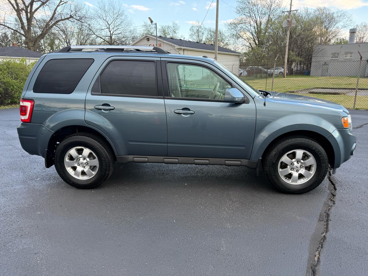 Ford Escape FWD 4dr Limited 2012