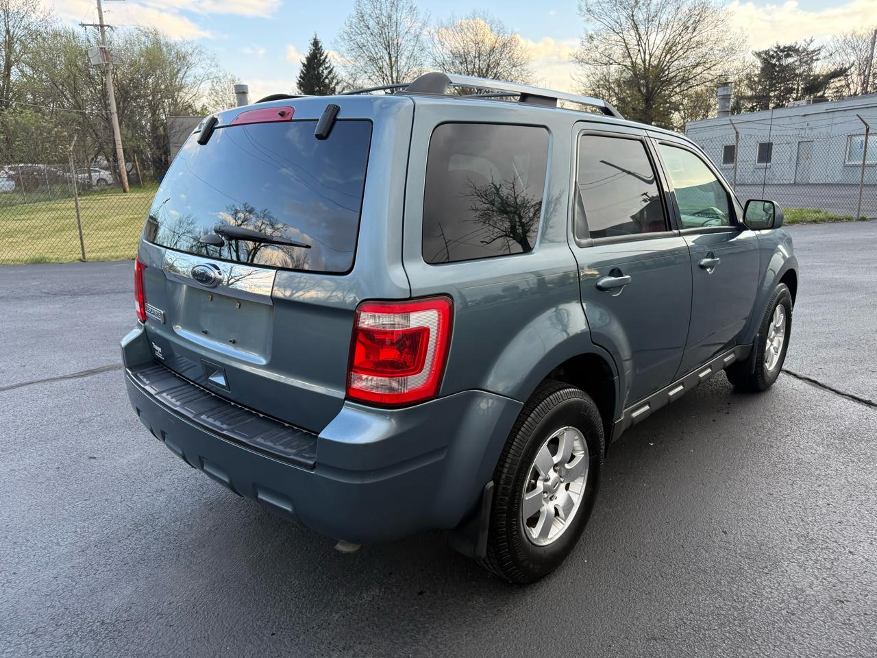 Ford Escape FWD 4dr Limited 2012