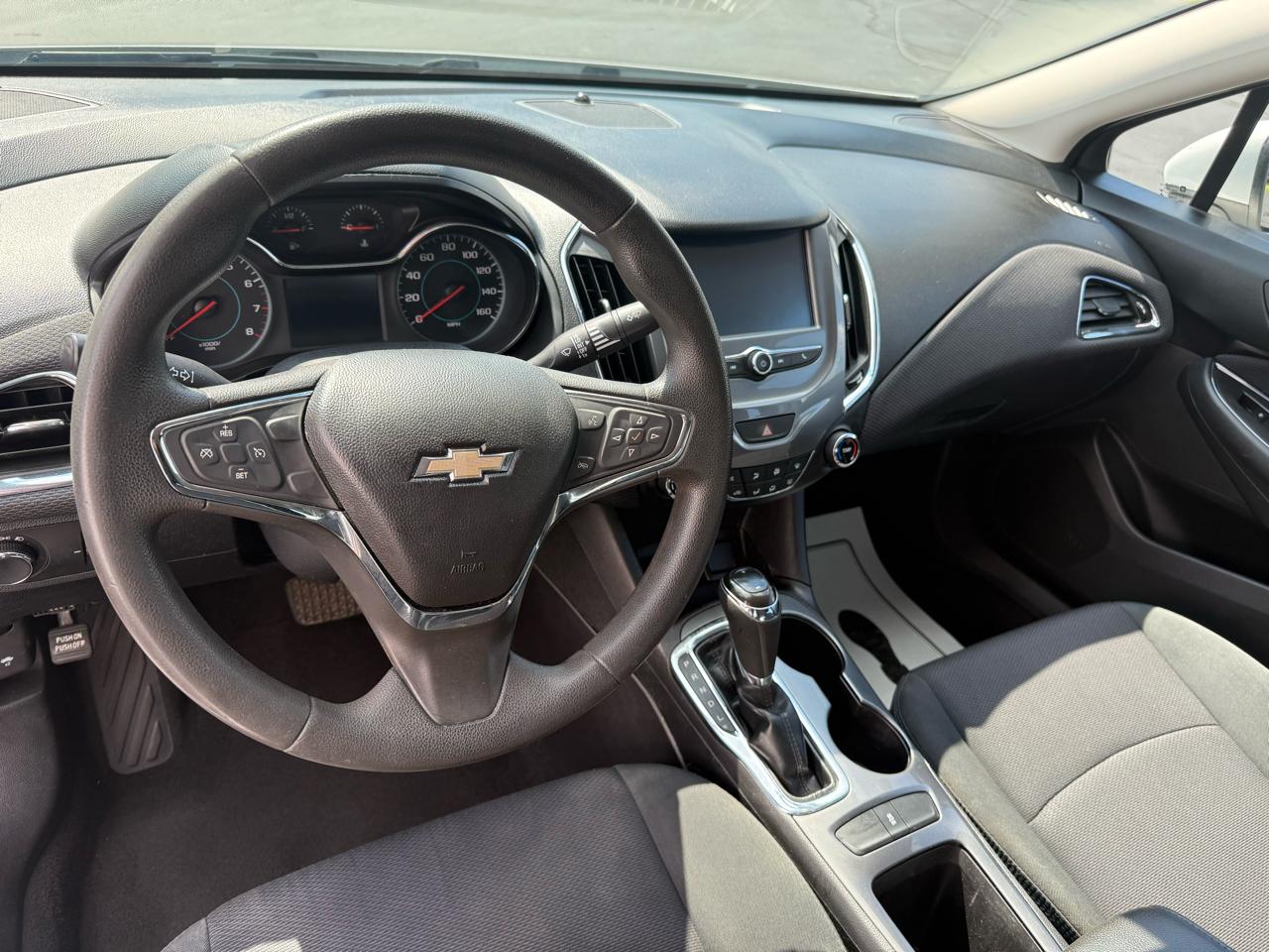 Chevrolet Cruze 4dr Sdn 1.4L LT w/1SD 2017