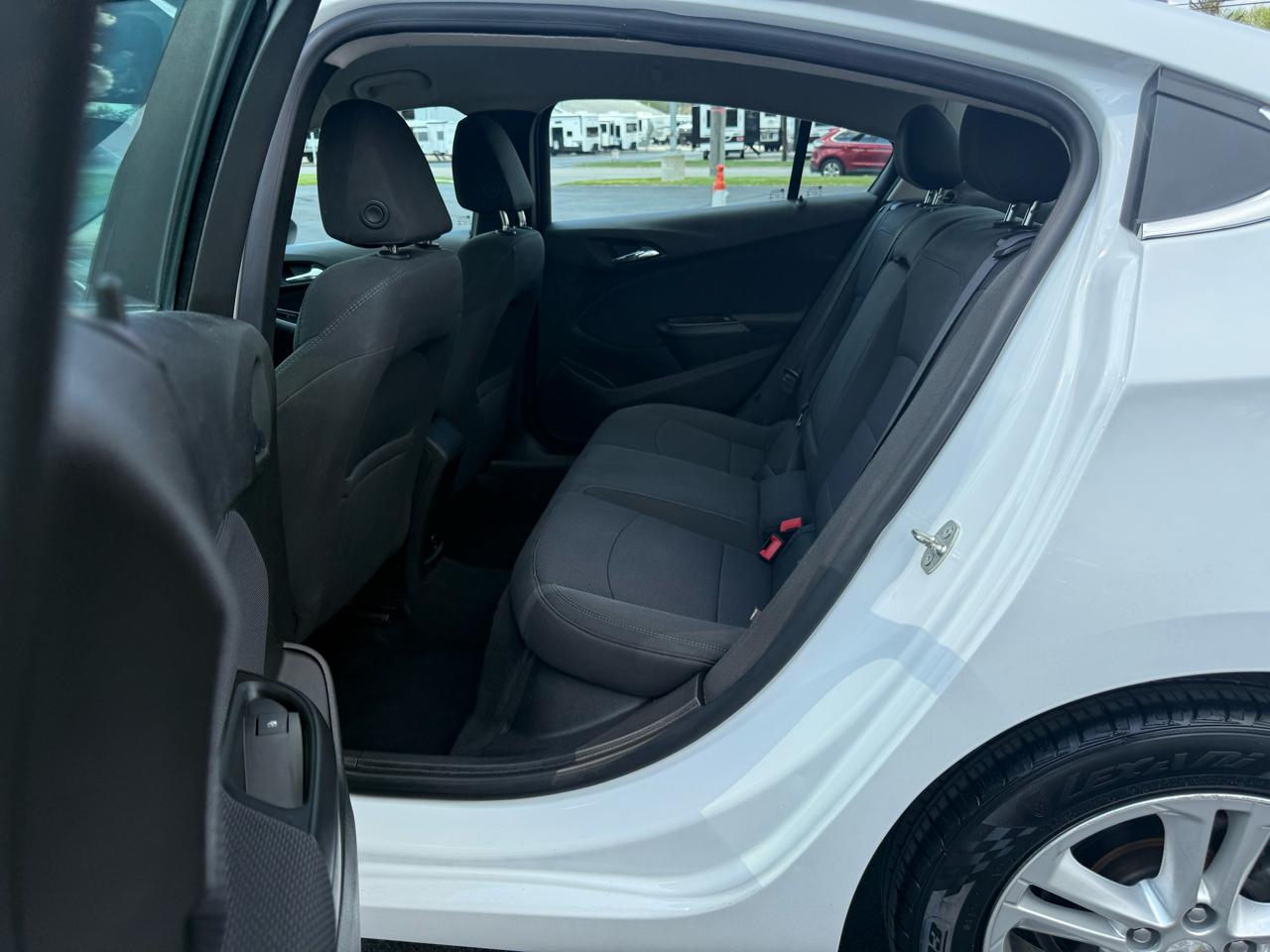 Chevrolet Cruze 4dr Sdn 1.4L LT w/1SD 2017