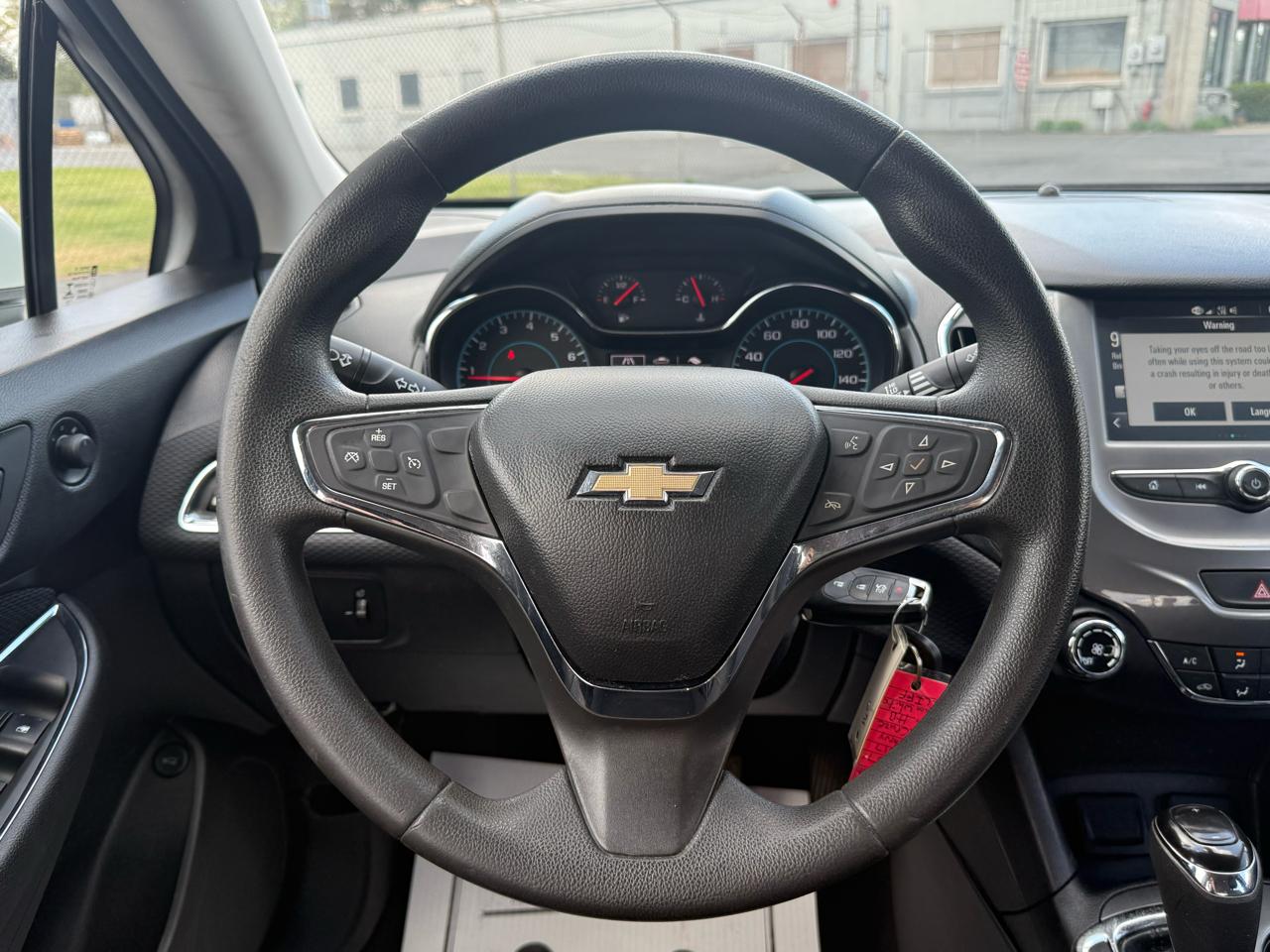 Chevrolet Cruze 4dr Sdn 1.4L LT w/1SD 2017