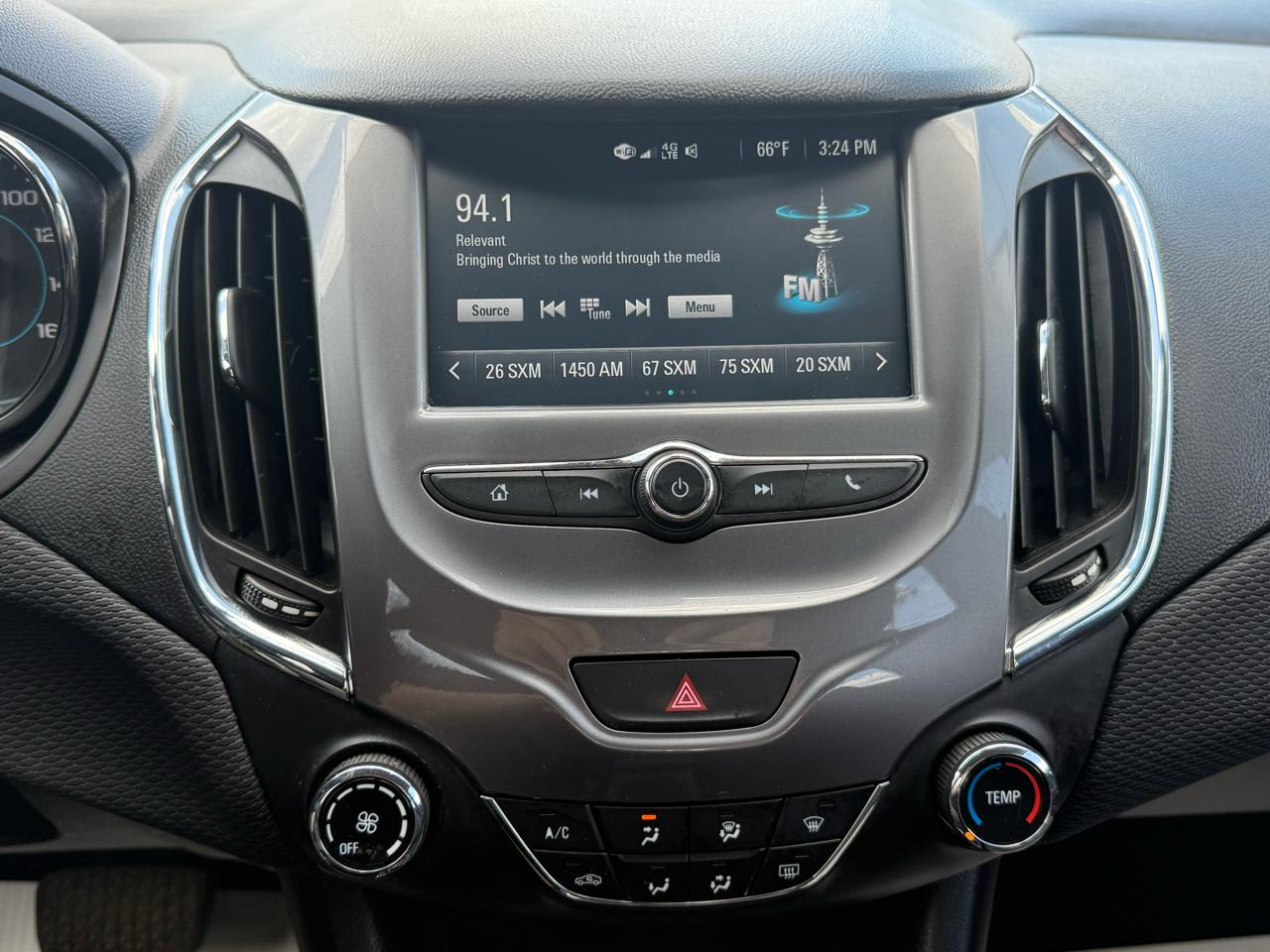 Chevrolet Cruze 4dr Sdn 1.4L LT w/1SD 2017