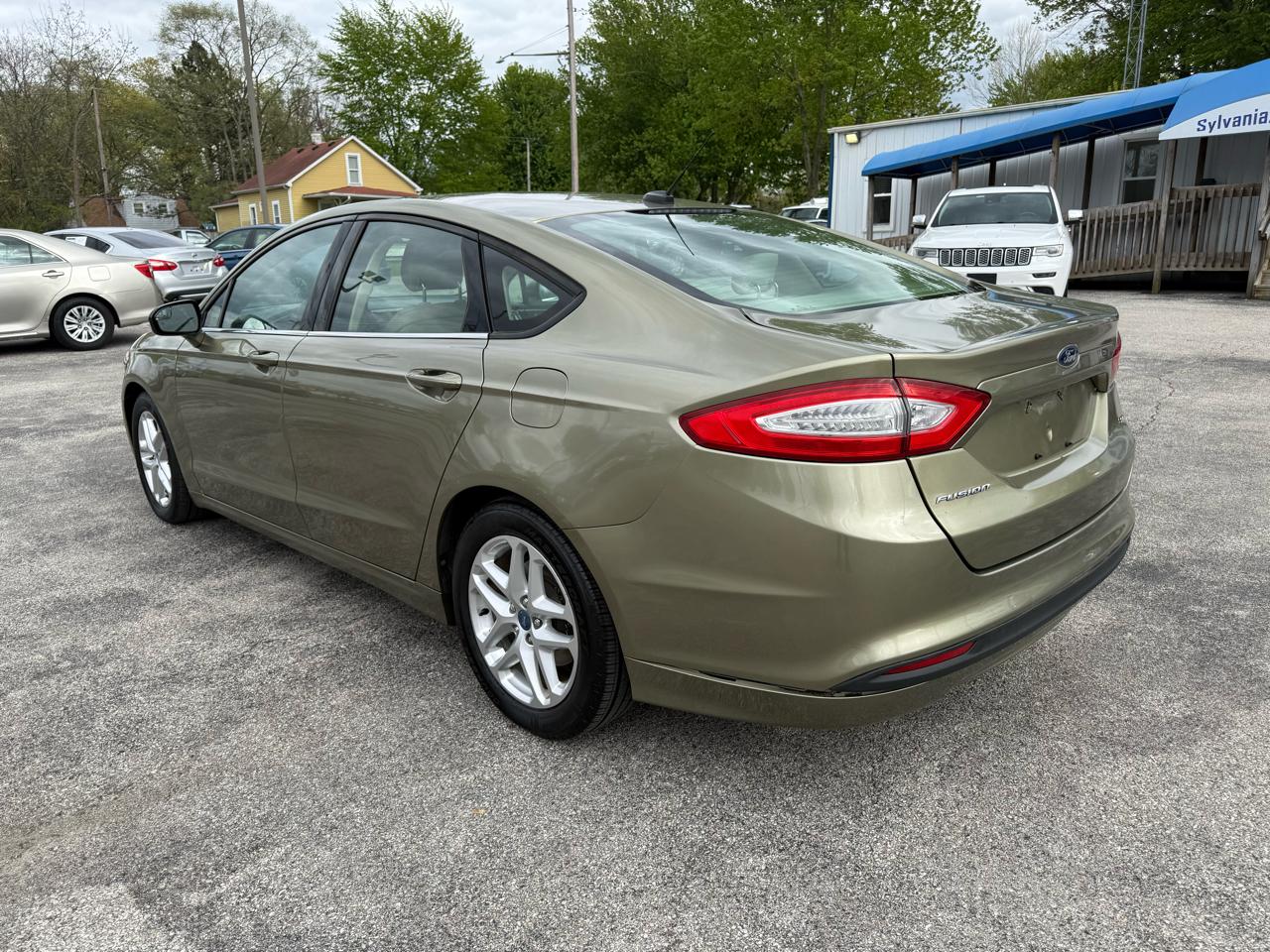 Ford Fusion 4dr Sdn SE FWD 2013