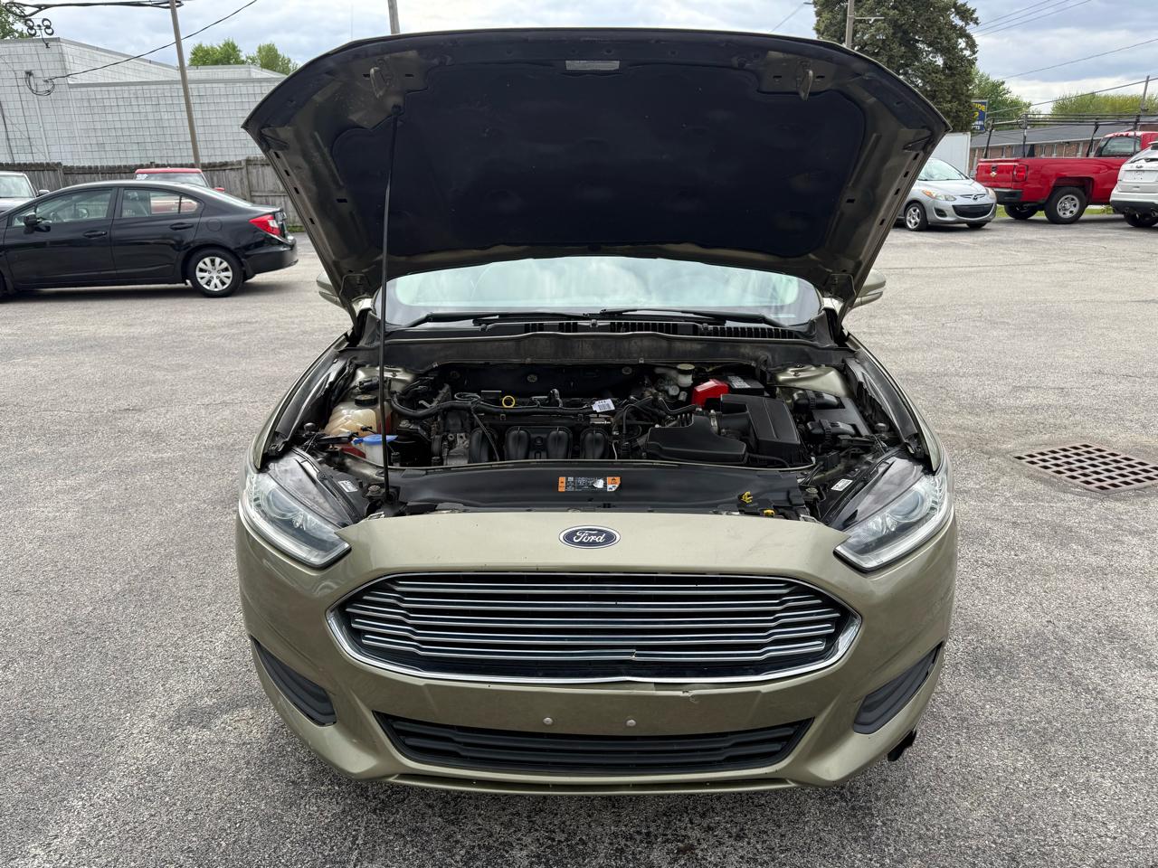 Ford Fusion 4dr Sdn SE FWD 2013