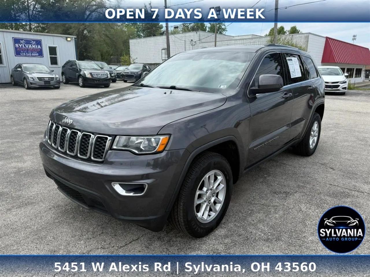 2019 Jeep Grand Cherokee Laredo 4WD