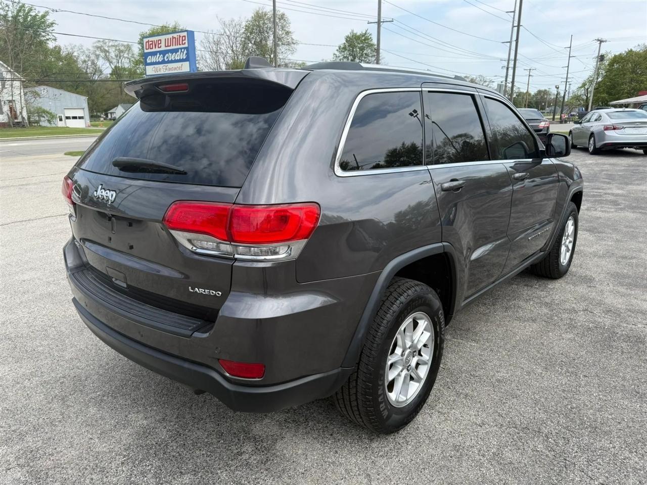 Jeep Grand Cherokee Laredo 4WD 2019