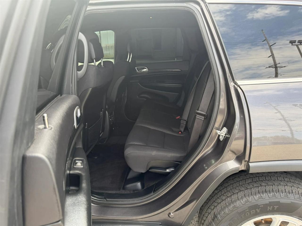 Jeep Grand Cherokee Laredo 4WD 2019