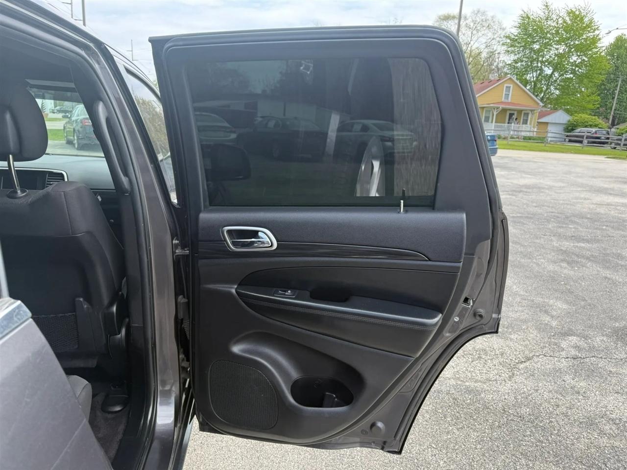 Jeep Grand Cherokee Laredo 4WD 2019