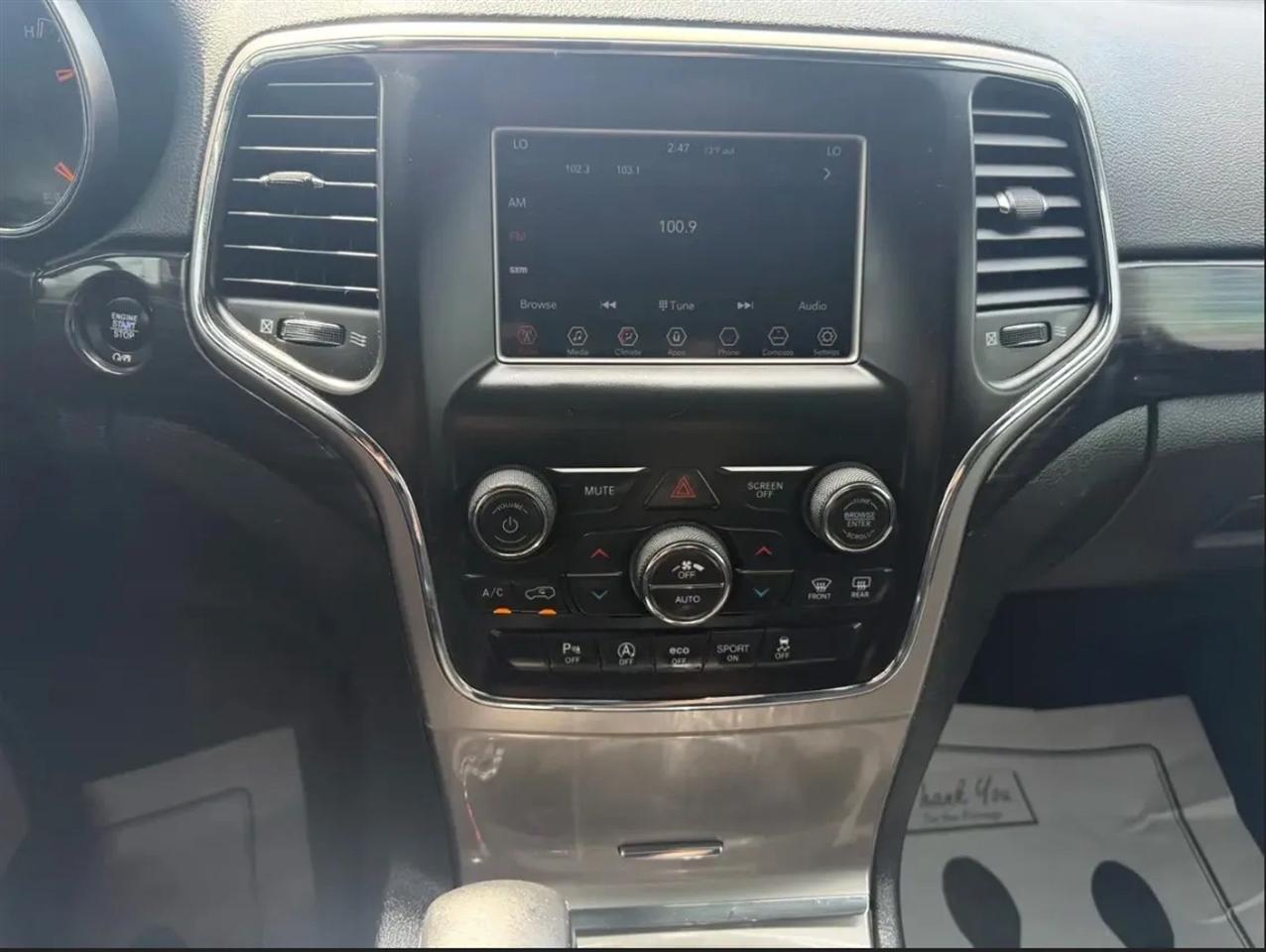 Jeep Grand Cherokee Laredo 4WD 2019