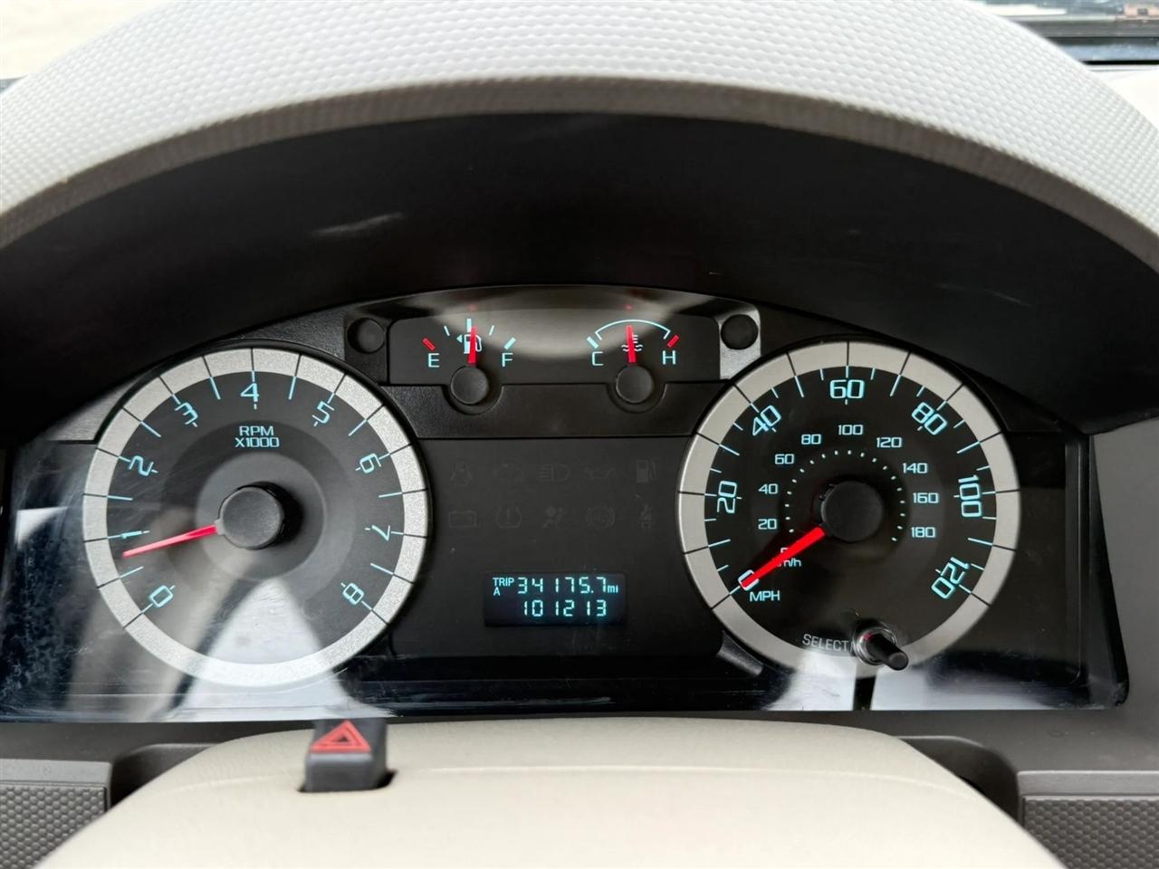 Ford Escape XLS FWD 2010