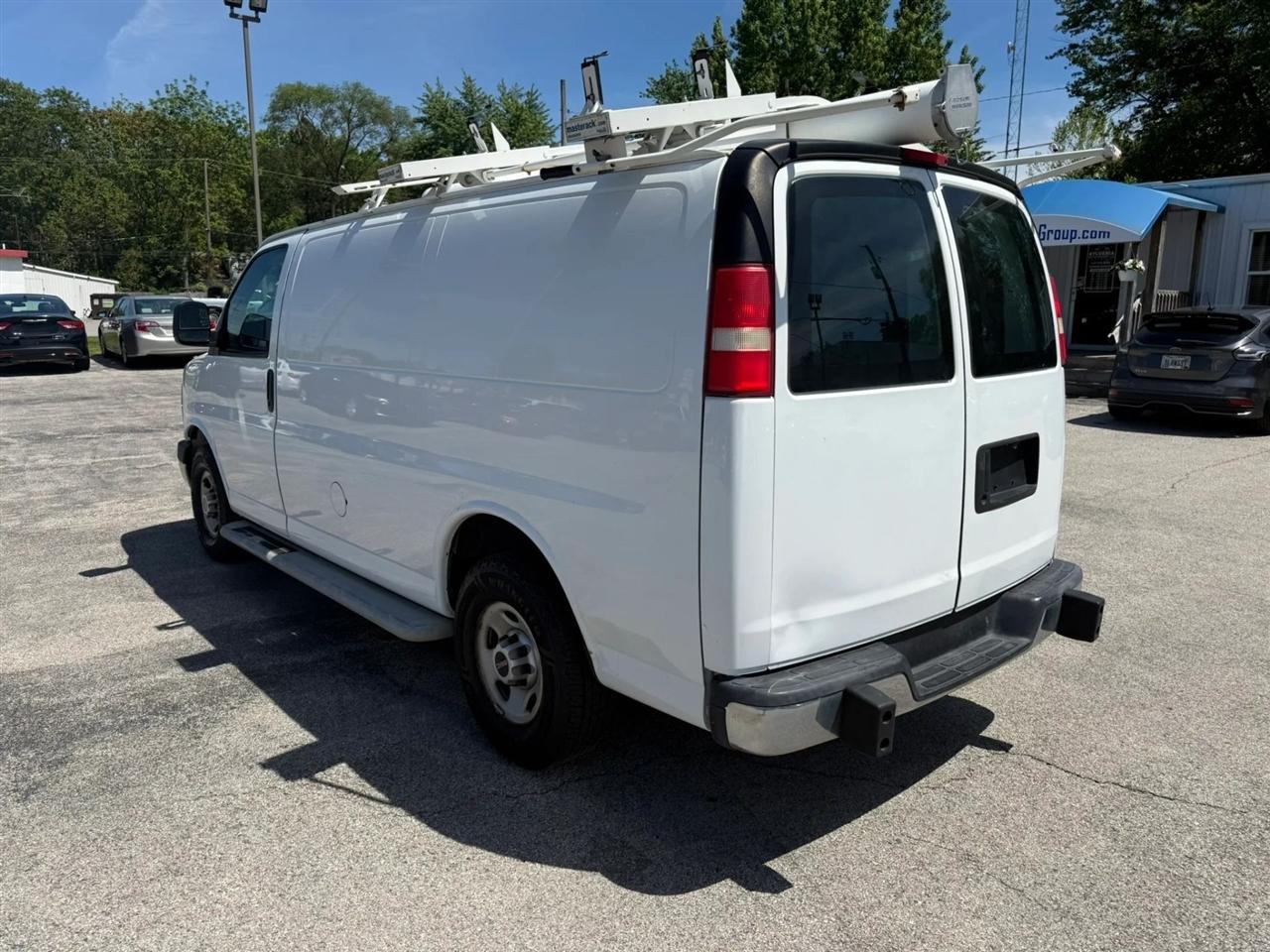 GMC Savana G2500 Cargo 2014