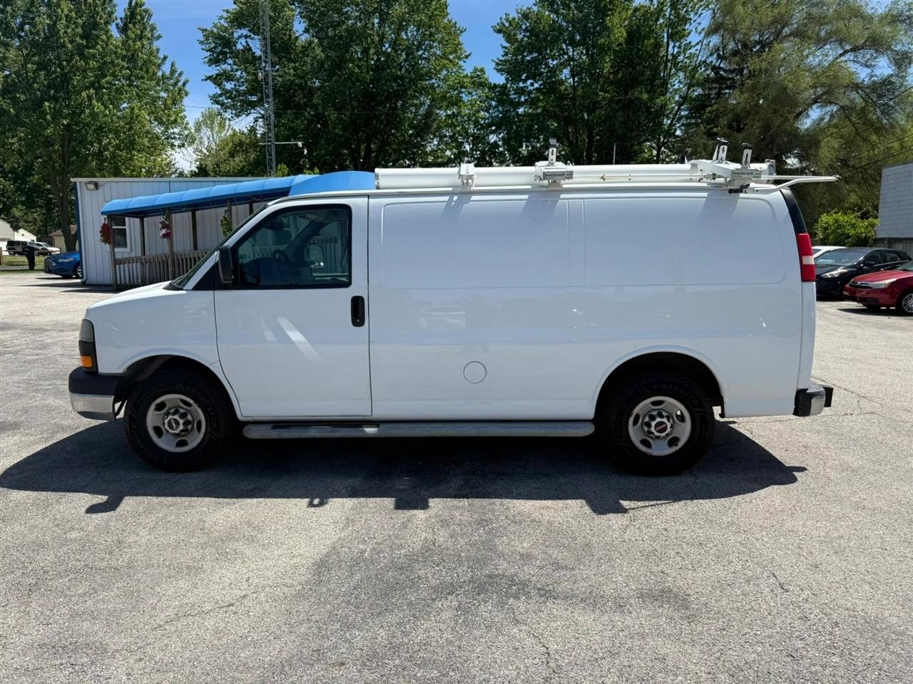 GMC Savana G2500 Cargo 2014