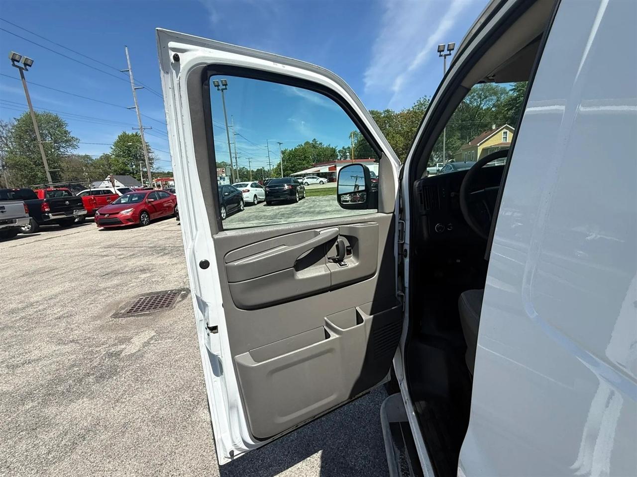 GMC Savana G2500 Cargo 2014