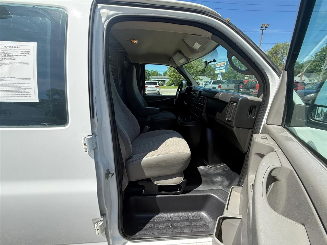 GMC Savana G2500 Cargo 2014
