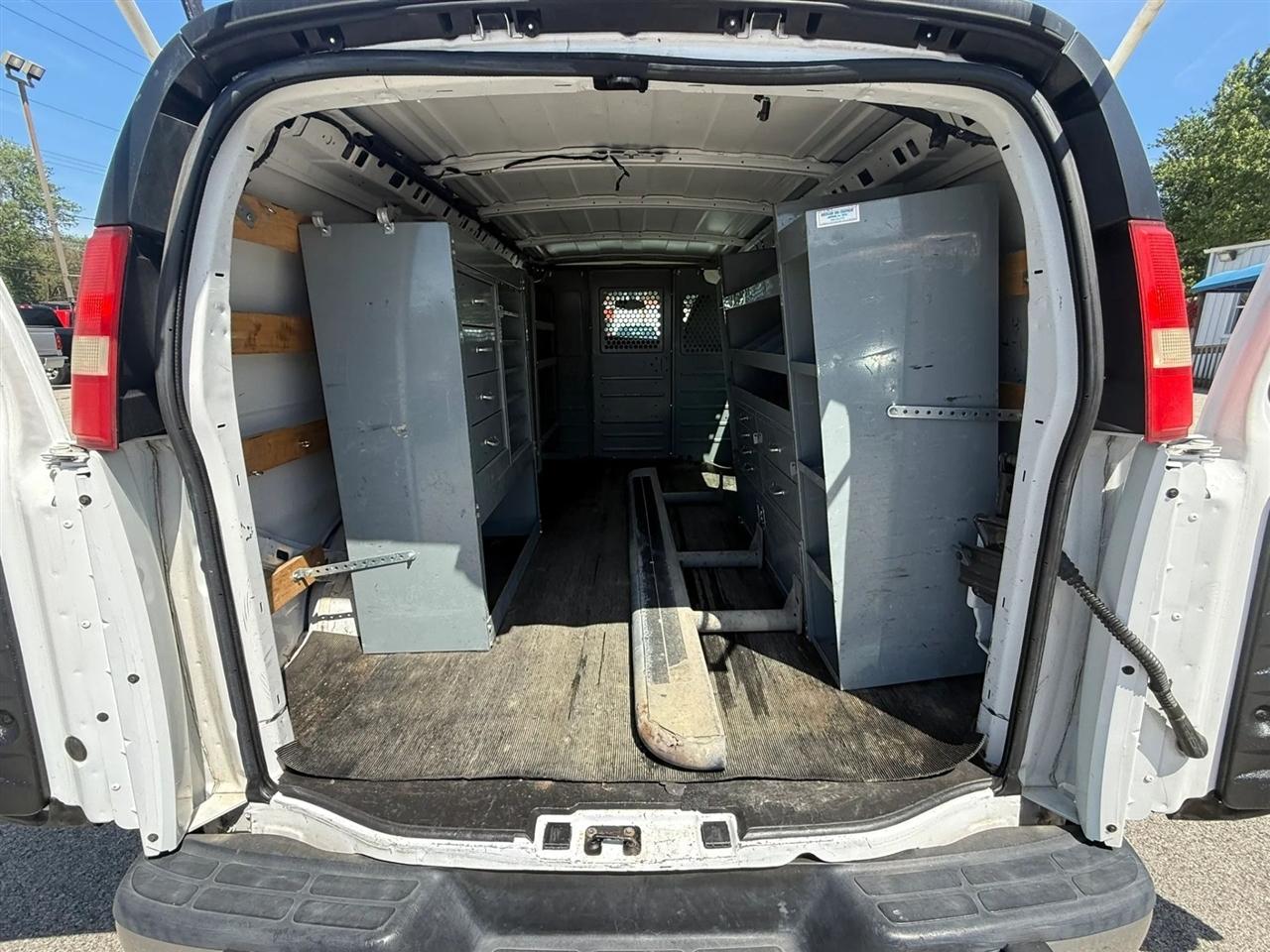 GMC Savana G2500 Cargo 2014