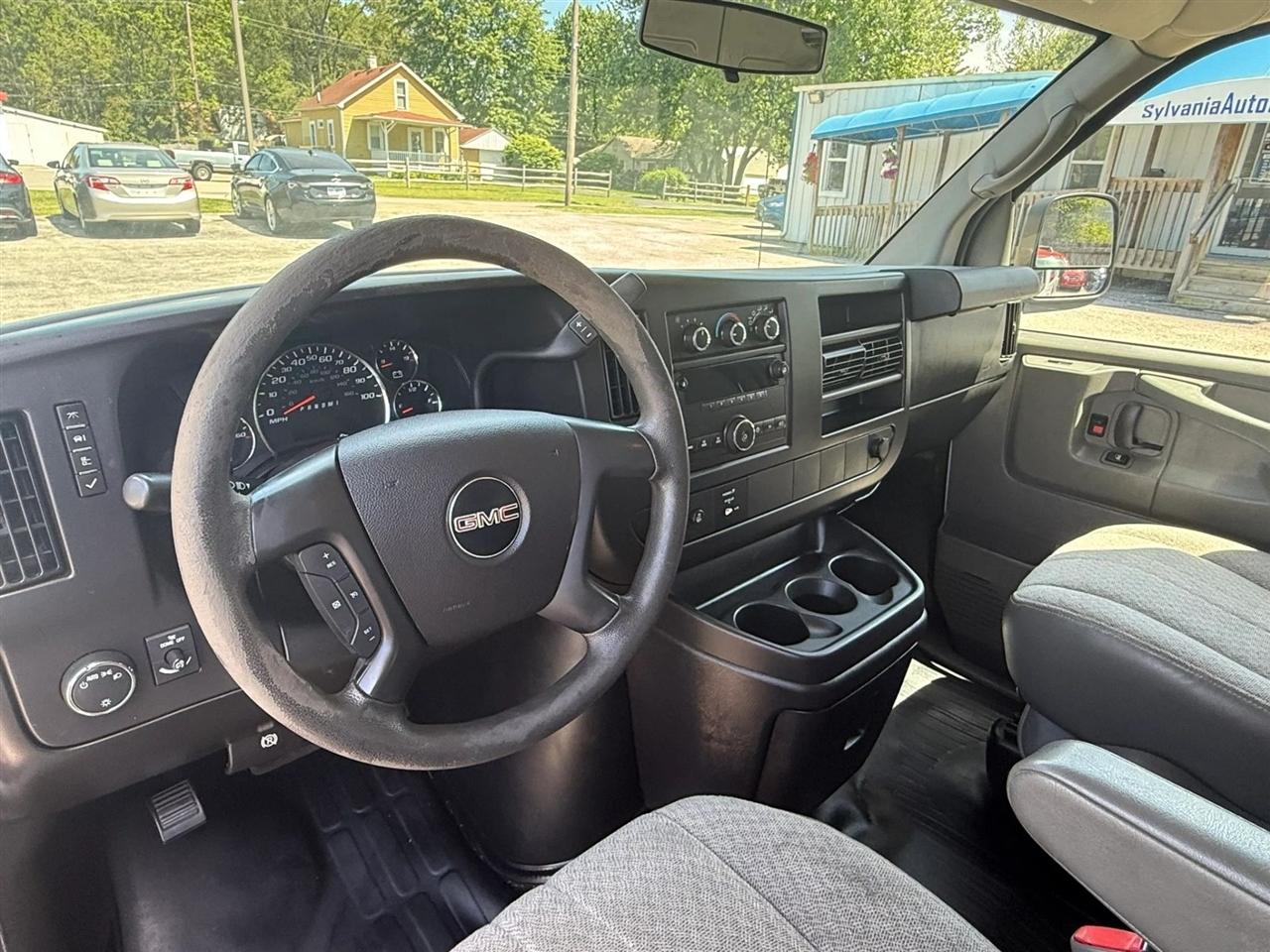 GMC Savana G2500 Cargo 2014