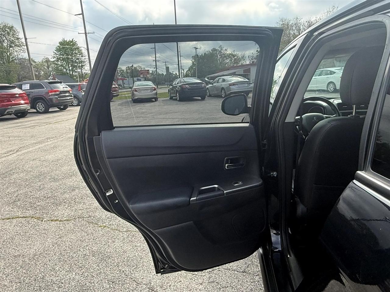 Mitsubishi Outlander Sport 2.4 SE 4WD CVT 2018