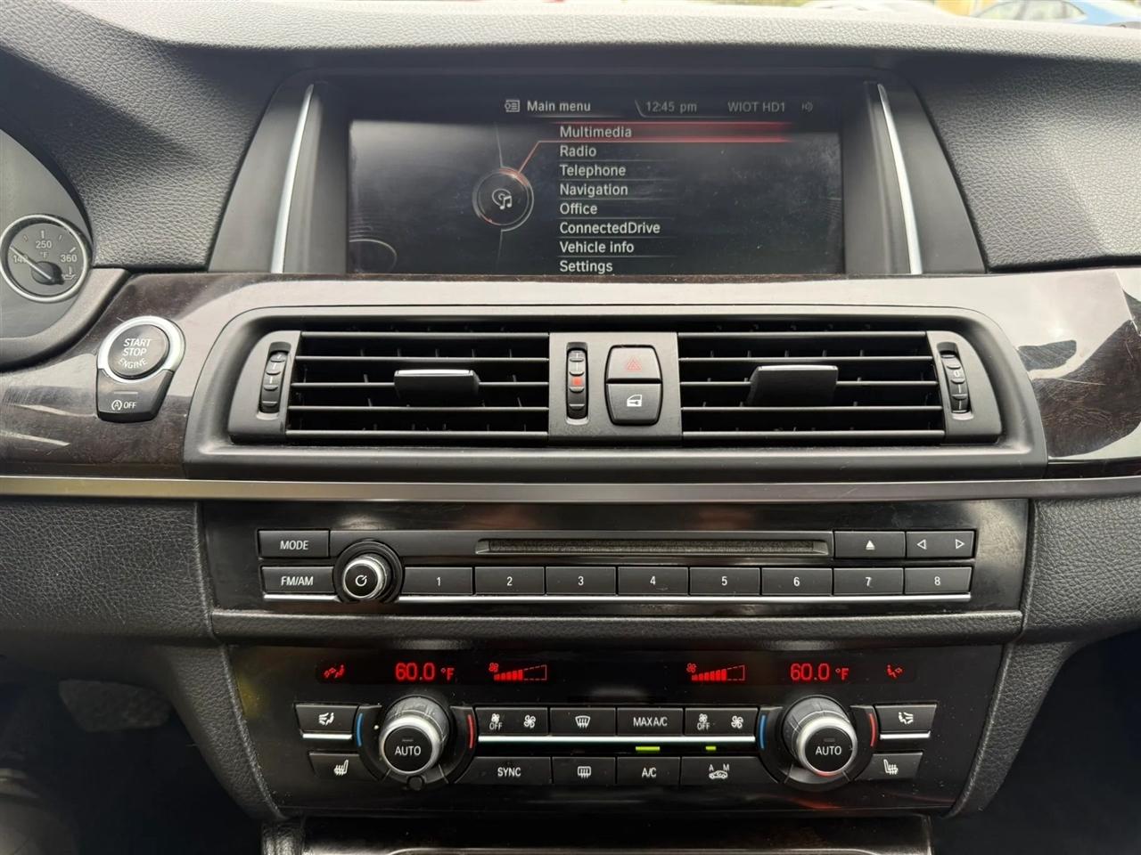 BMW 5-Series 528i xDrive 2016