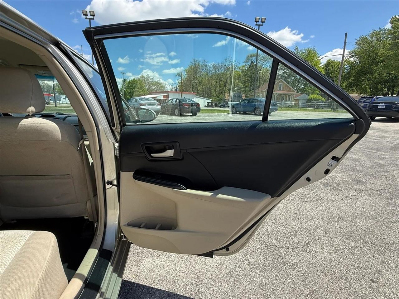 Toyota Camry LE 2014