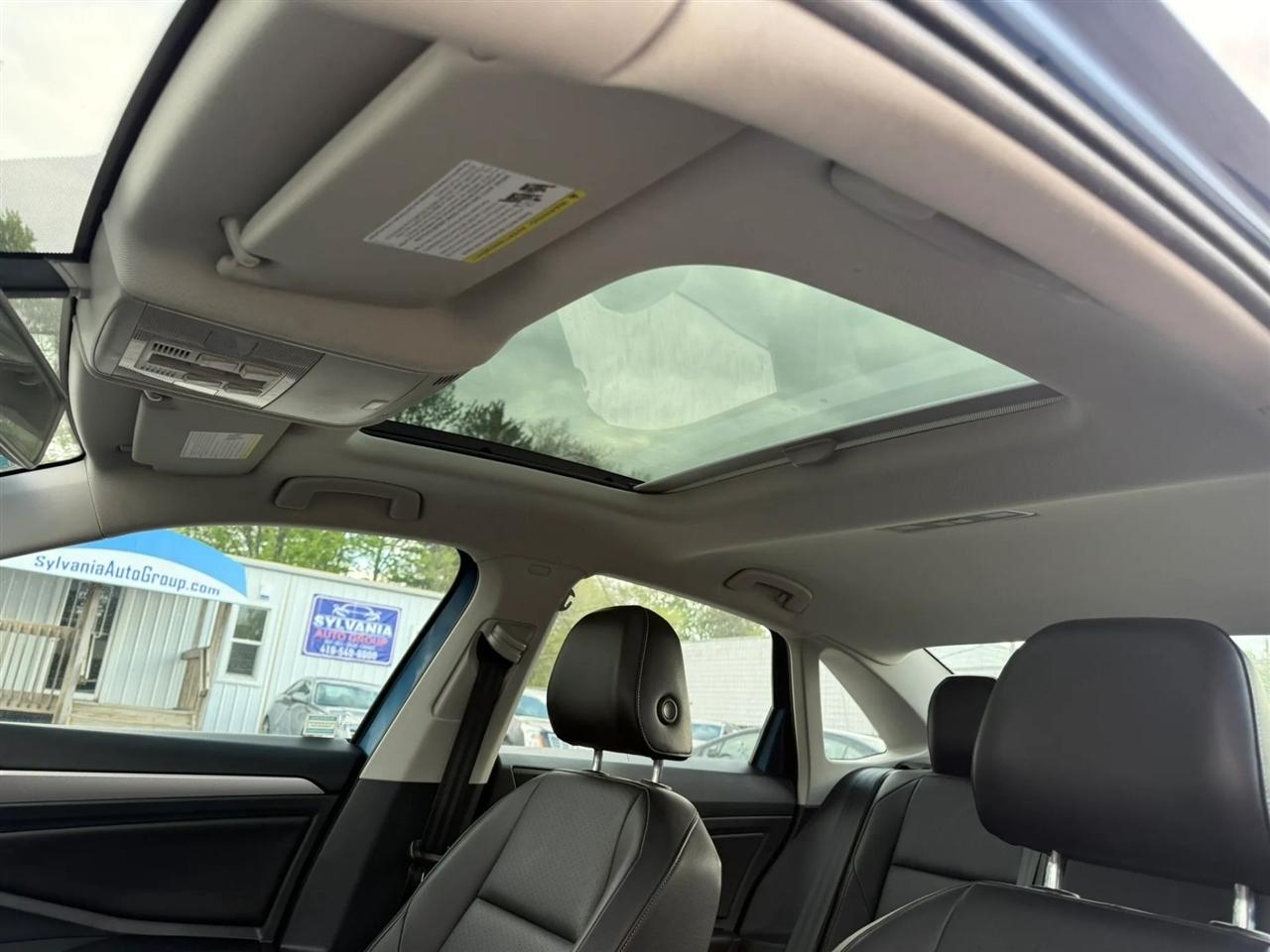 Volkswagen Jetta 1.4T SE 8A 2019