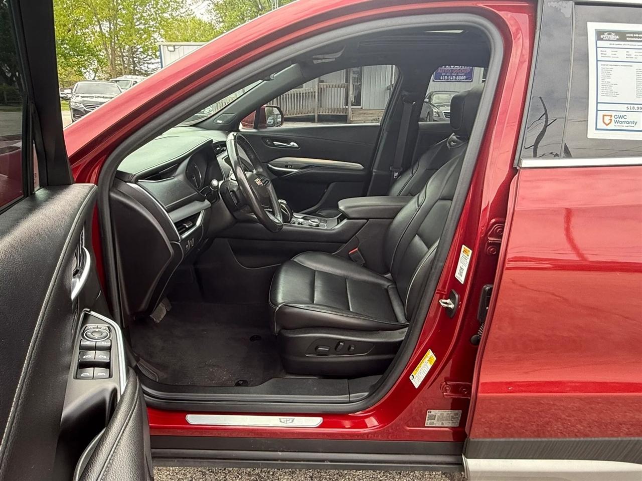 Cadillac XT4 Premium Luxury AWD 2019