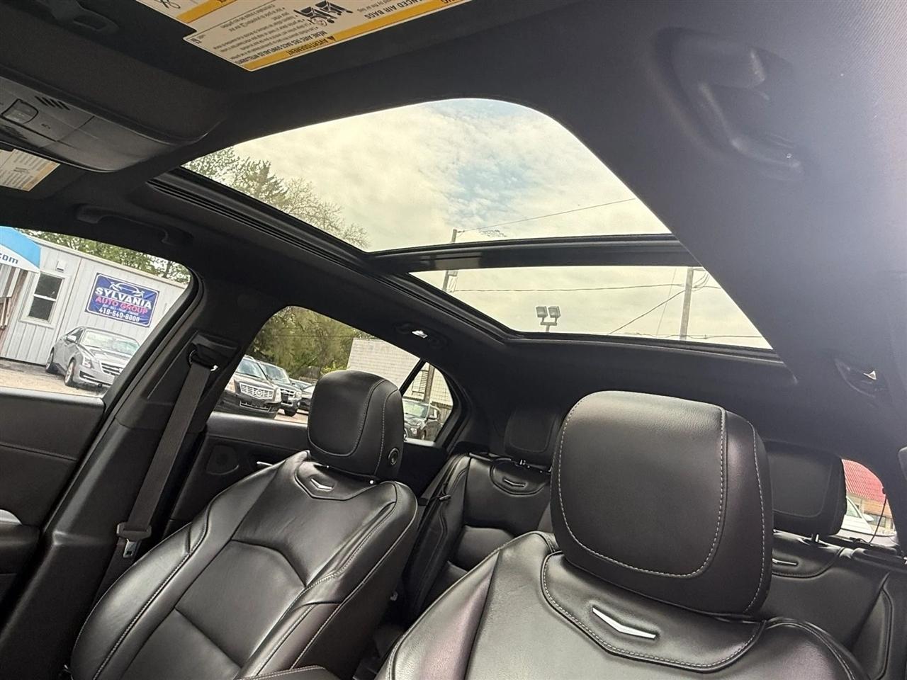Cadillac XT4 Premium Luxury AWD 2019
