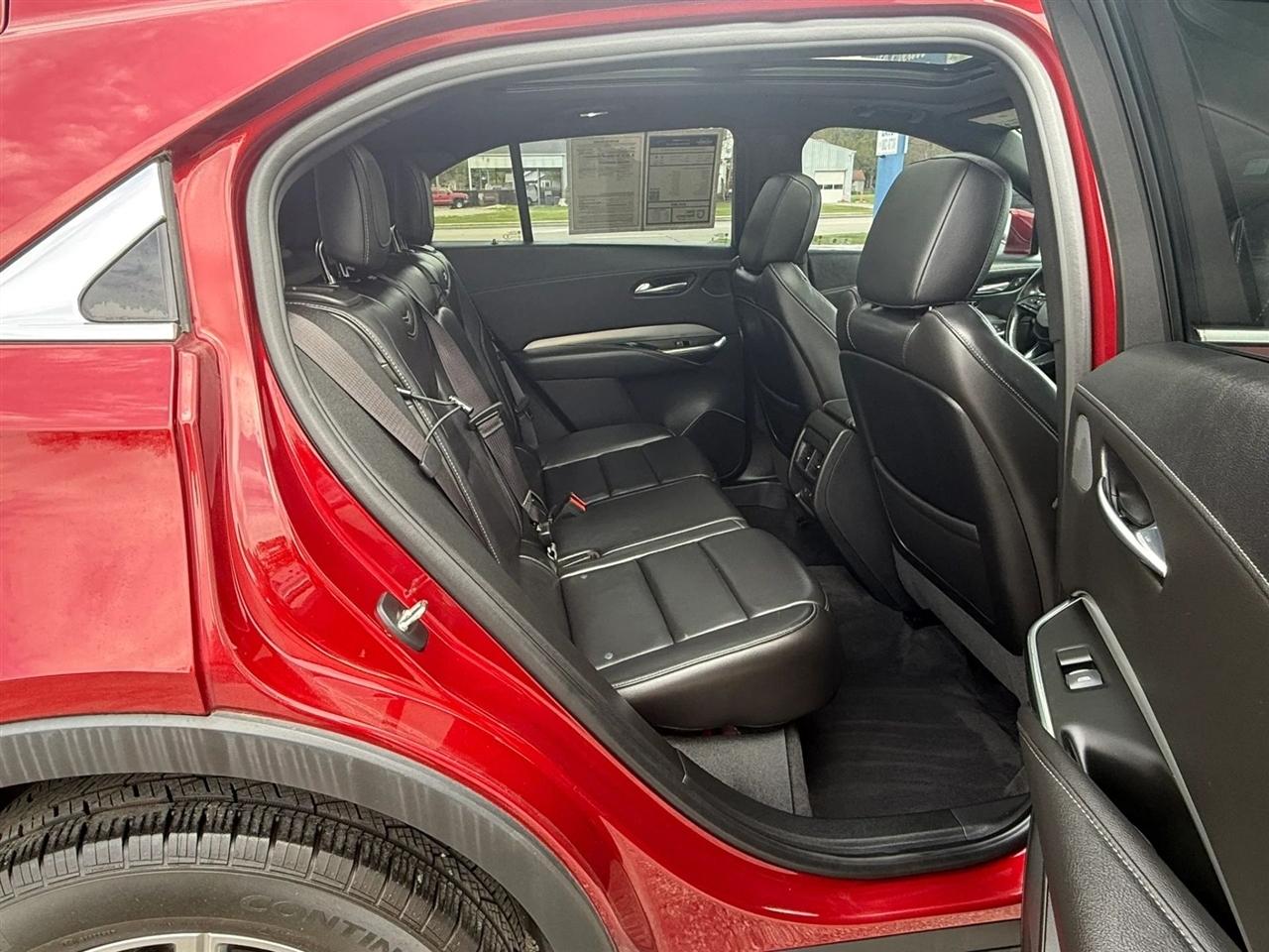 Cadillac XT4 Premium Luxury AWD 2019