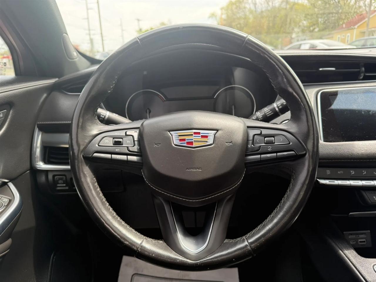 Cadillac XT4 Premium Luxury AWD 2019