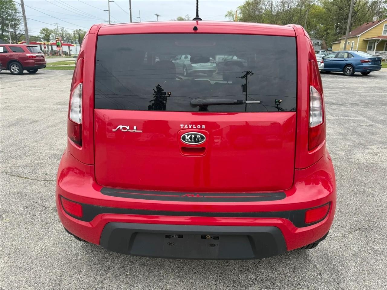 Kia Soul + 2012
