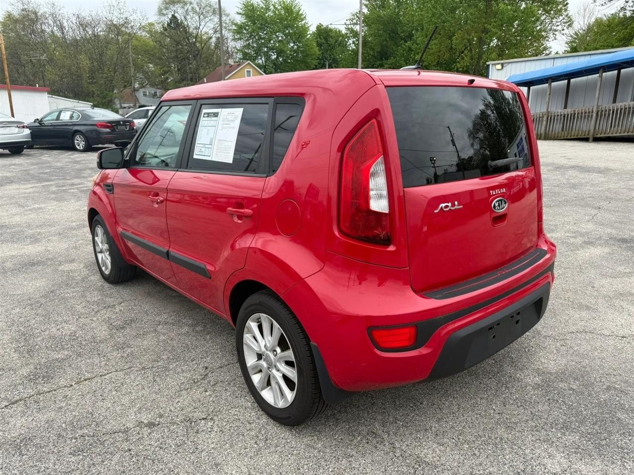 Kia Soul + 2012