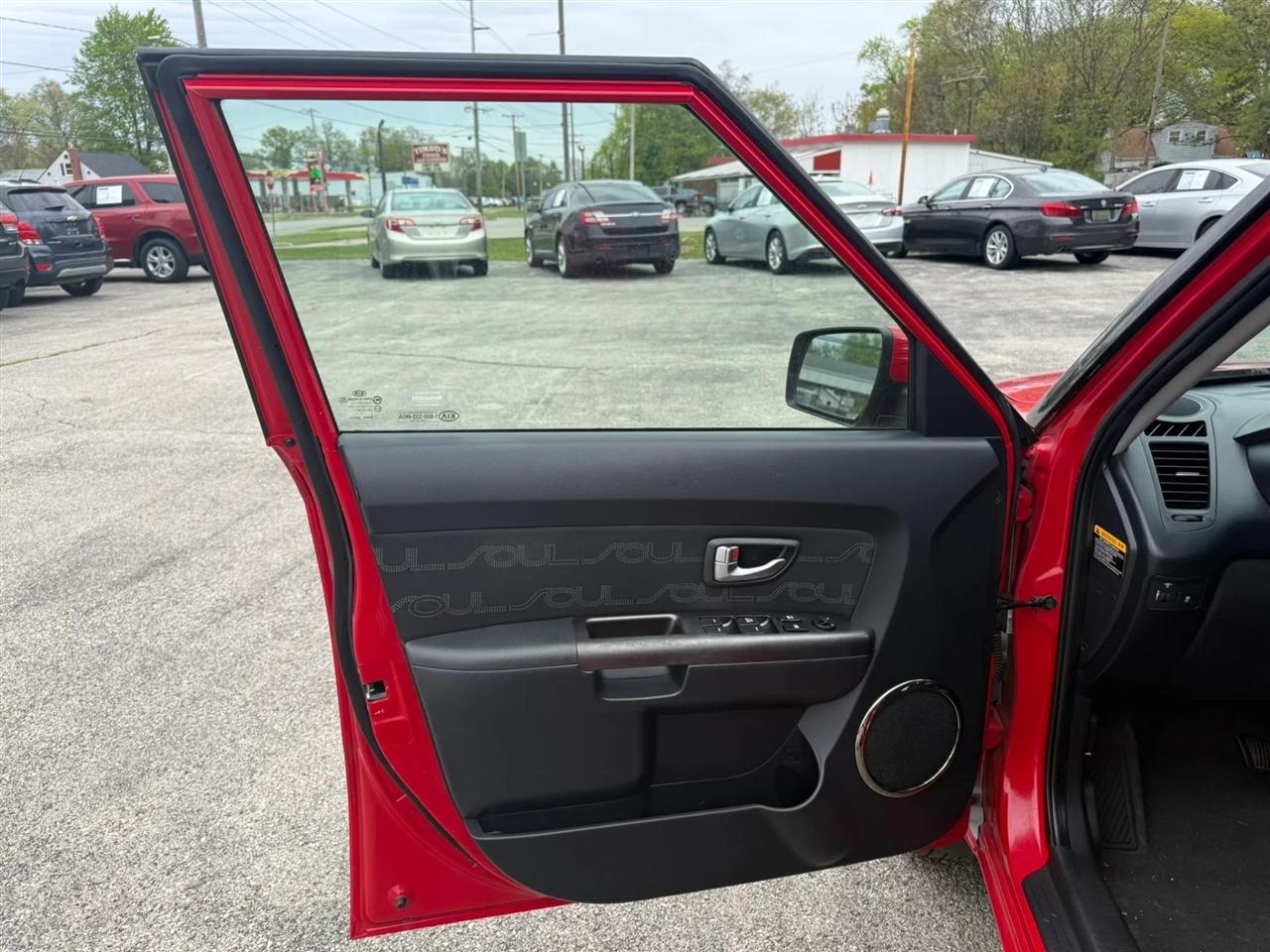 Kia Soul + 2012