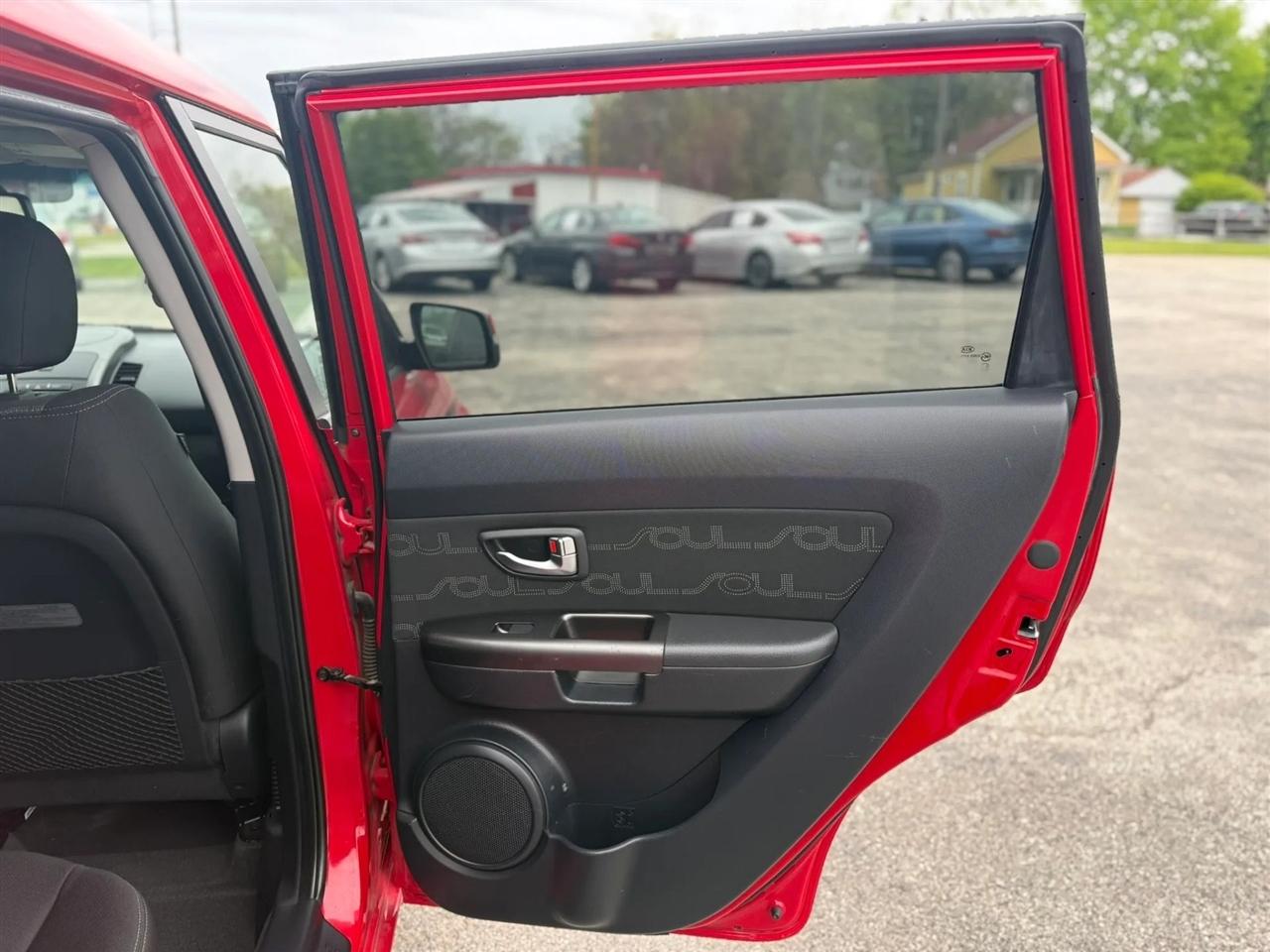 Kia Soul + 2012