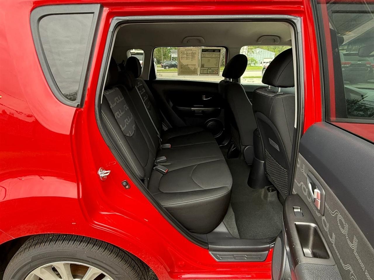 Kia Soul + 2012