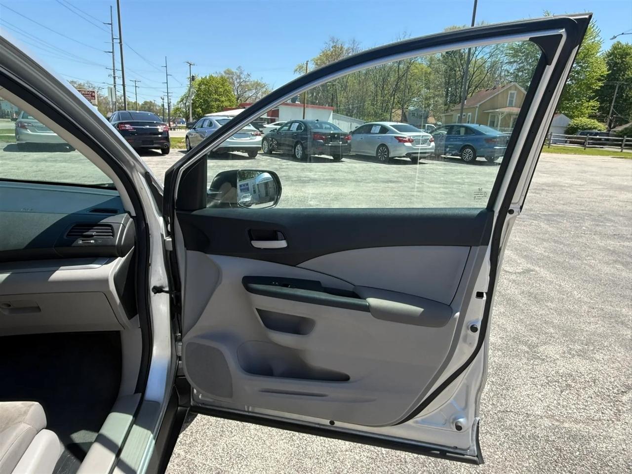 Honda CR-V LX 4WD 5-Speed AT 2013