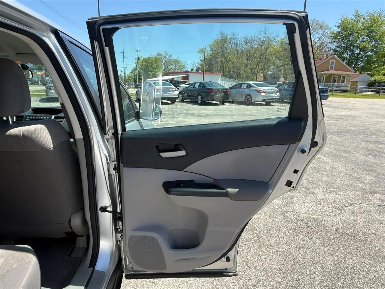 Honda CR-V LX 4WD 5-Speed AT 2013