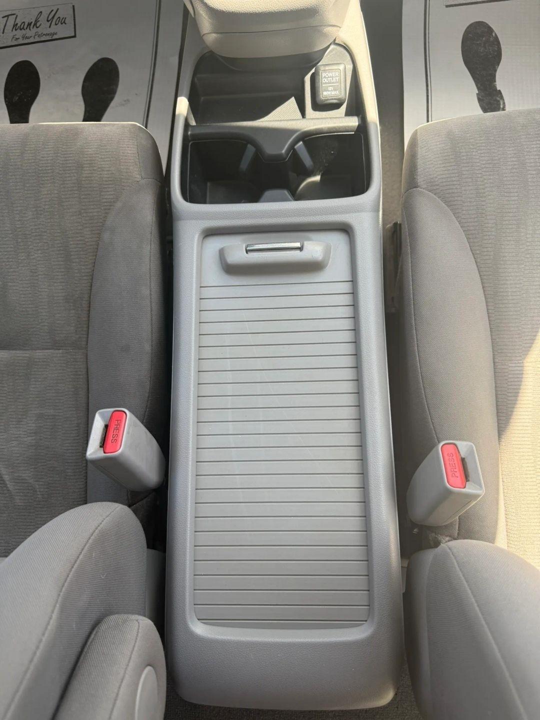 Honda CR-V LX 4WD 5-Speed AT 2013