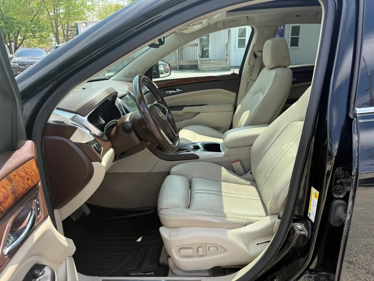 Cadillac SRX Luxury Collection FWD 2016