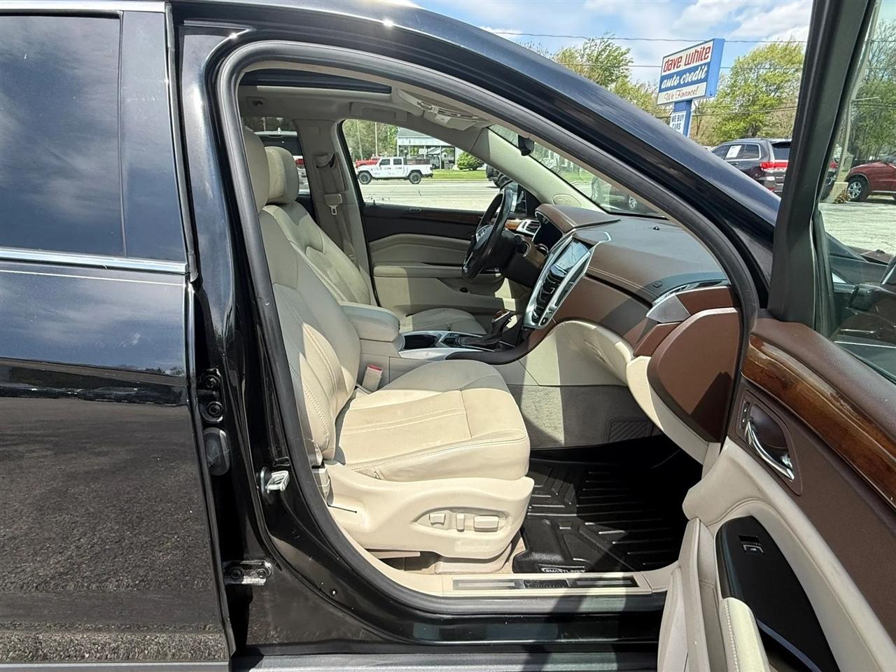 Cadillac SRX Luxury Collection FWD 2016