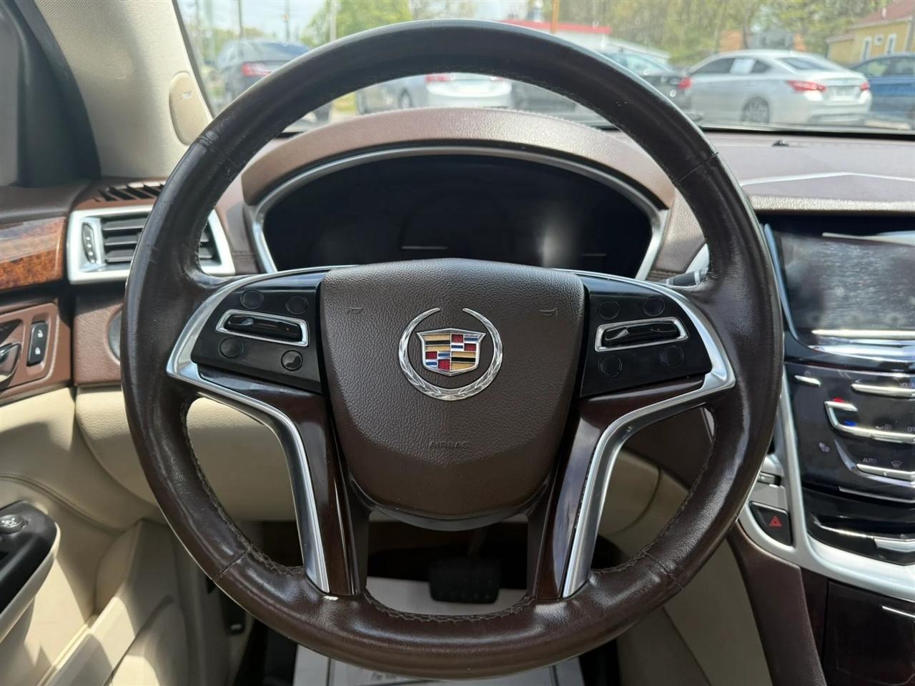 Cadillac SRX Luxury Collection FWD 2016